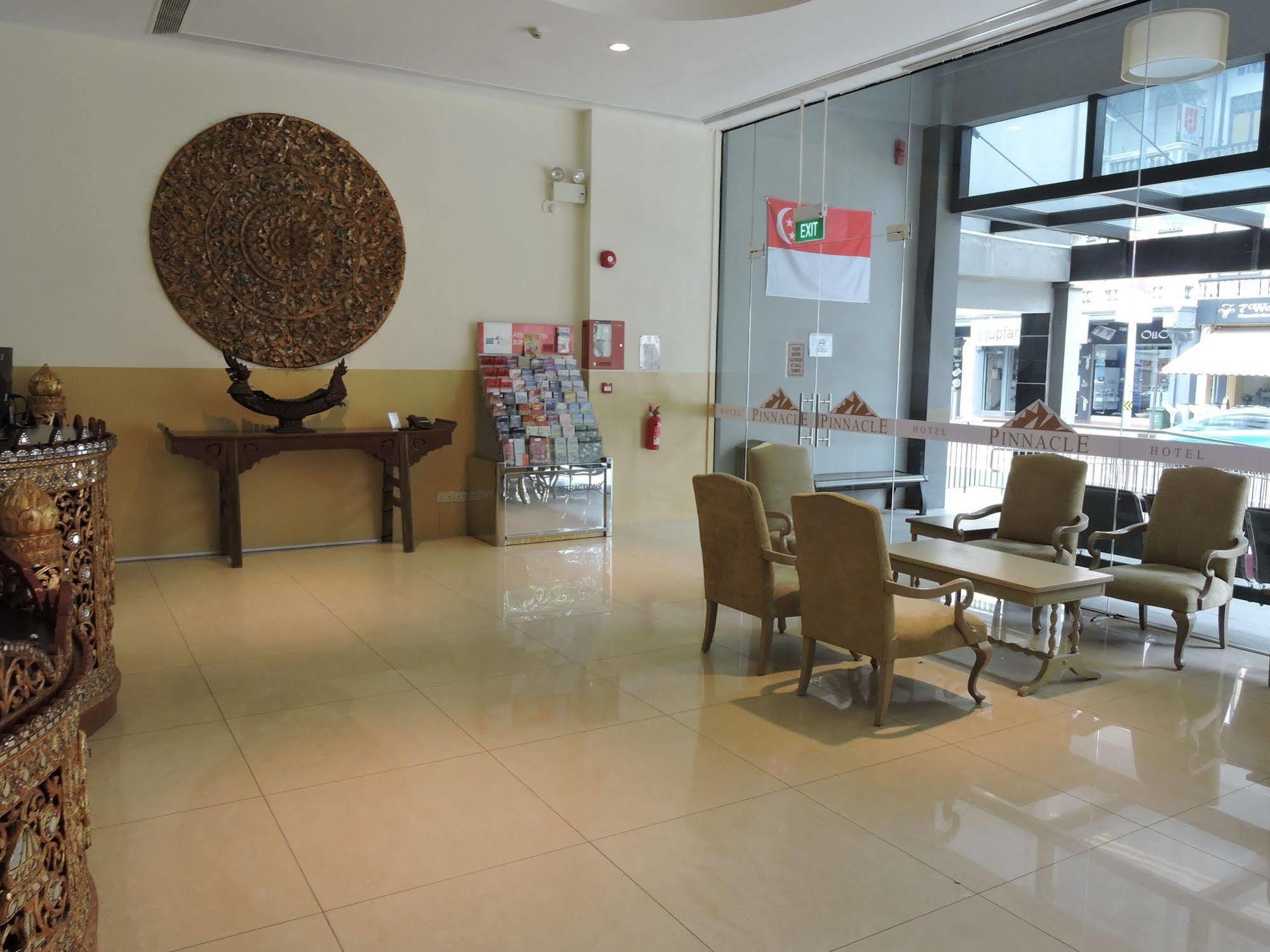 Holiday Inn Express Singapore Serangoon By Ihg Exterior foto